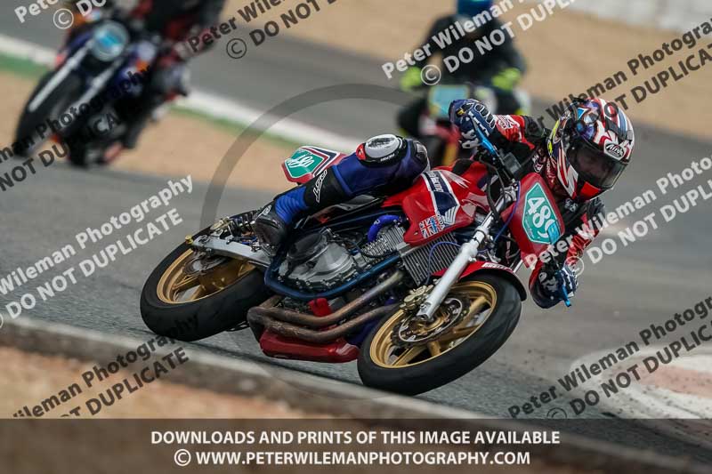 cadwell no limits trackday;cadwell park;cadwell park photographs;cadwell trackday photographs;enduro digital images;event digital images;eventdigitalimages;no limits trackdays;peter wileman photography;racing digital images;trackday digital images;trackday photos